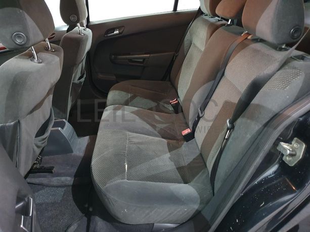 Opel Astra 1.7 CDTI · Ano 2005