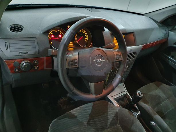 Opel Astra 1.7 CDTI · Ano 2005