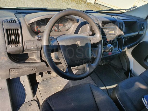 Peugeot Boxer 2.2HDI · Ano 2014