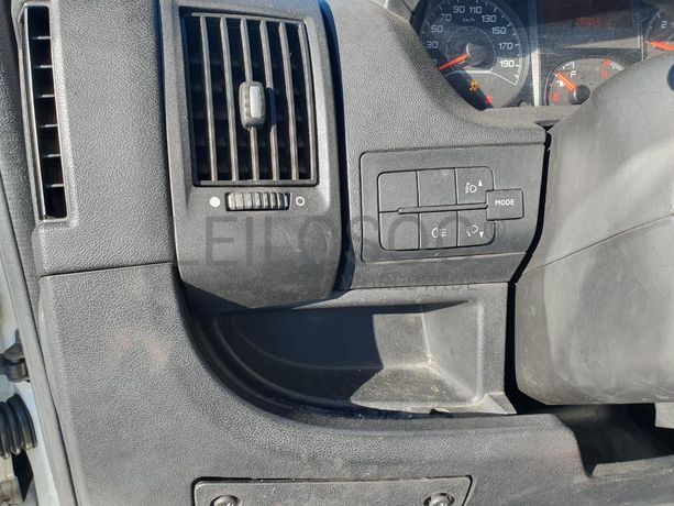 Peugeot Boxer 2.2HDI · Ano 2014