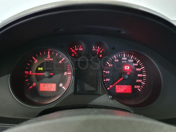 Seat Ibiza 1.4 TDI · Ano 2003