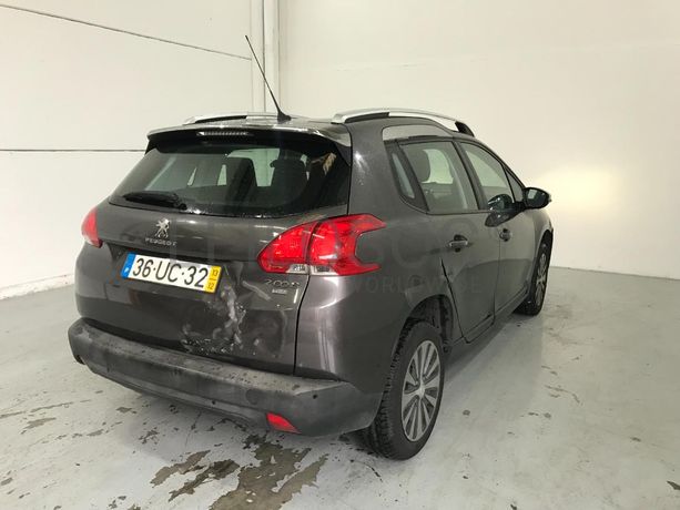 Peugeot 2008 1.6 HDI · Ano 2013