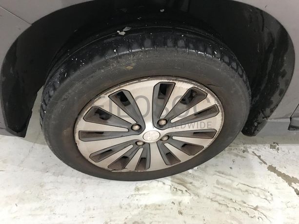 Peugeot 2008 1.6 HDI · Ano 2013