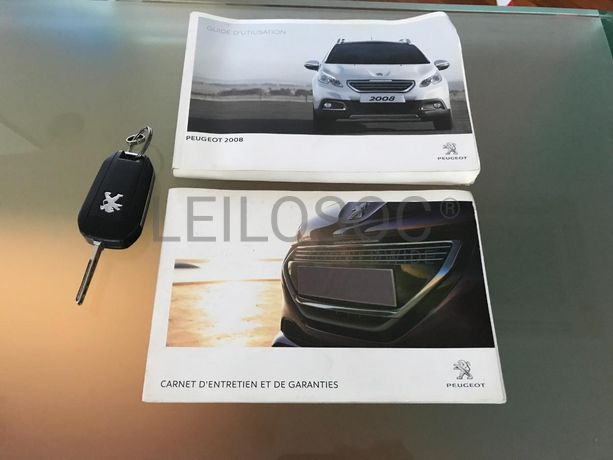 Peugeot 2008 1.6 HDI · Ano 2013