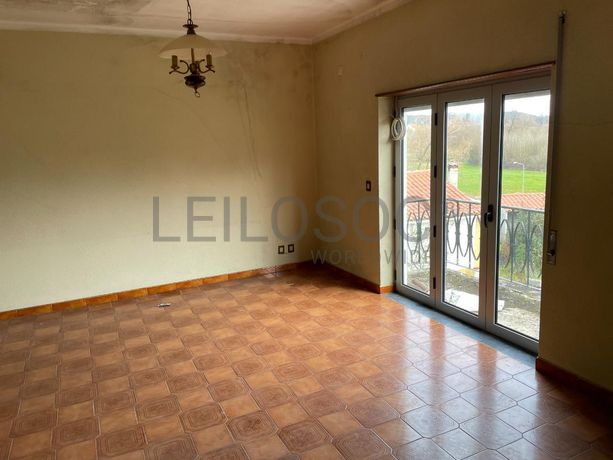 Moradia V4 · Ourém