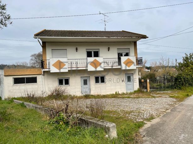 Moradia V4 · Ourém