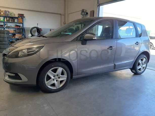 Renault Scénic 1.5 DCI · Ano 2014