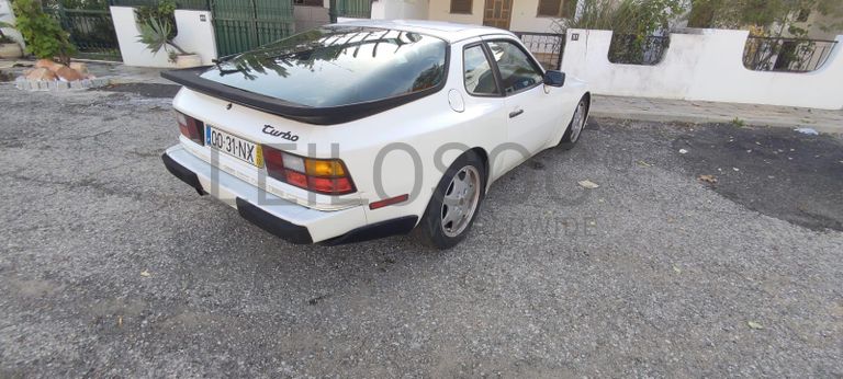 Porsche 944 Turbo