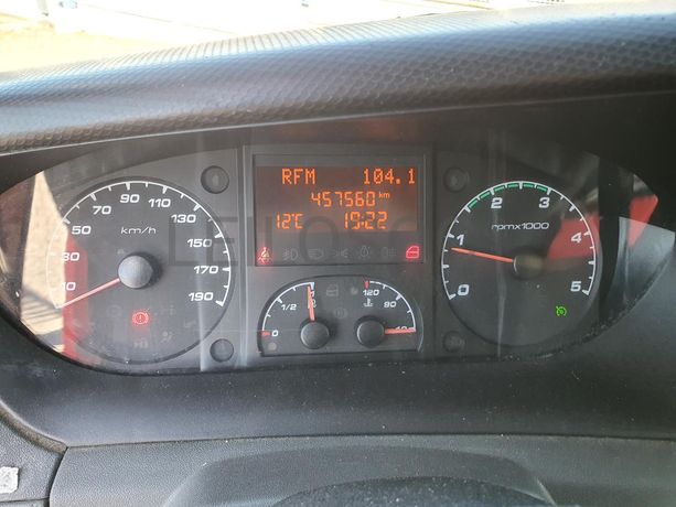 Iveco Daily 35C15 · Ano 2013