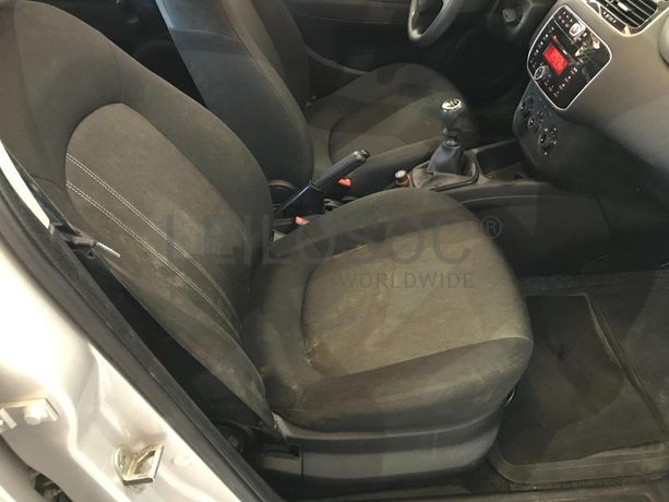 Fiat Punto 1.2 · Ano 2016