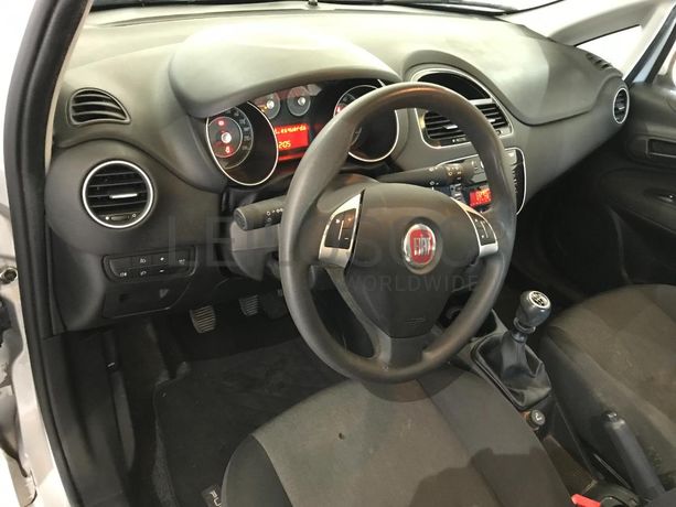 Fiat Punto 1.2 · Ano 2016