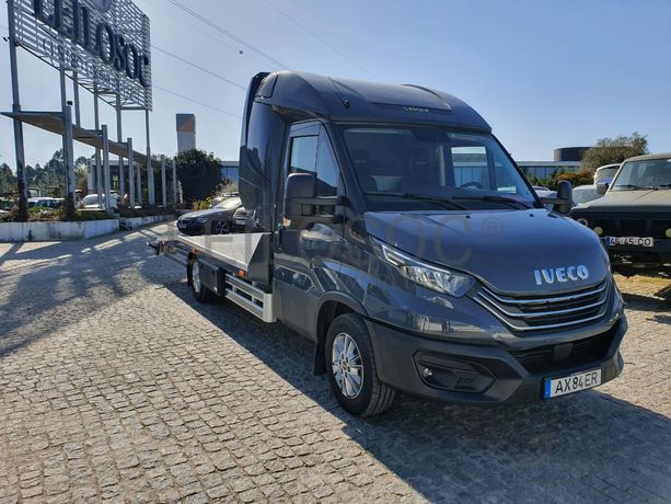 Reboque Pronto Socorro Iveco · Ano 2023