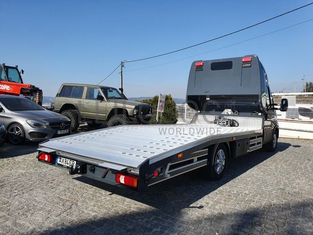 Reboque Pronto Socorro Iveco · Ano 2023