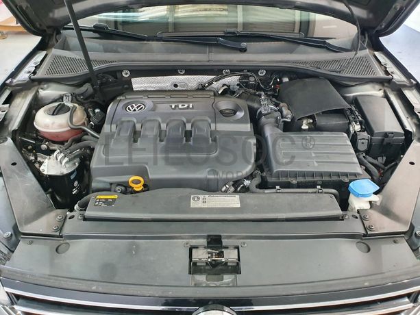 Volkswagen Passat 1.6 TDI · Ano 2015