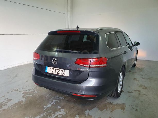 Volkswagen Passat 1.6 TDI · Ano 2015