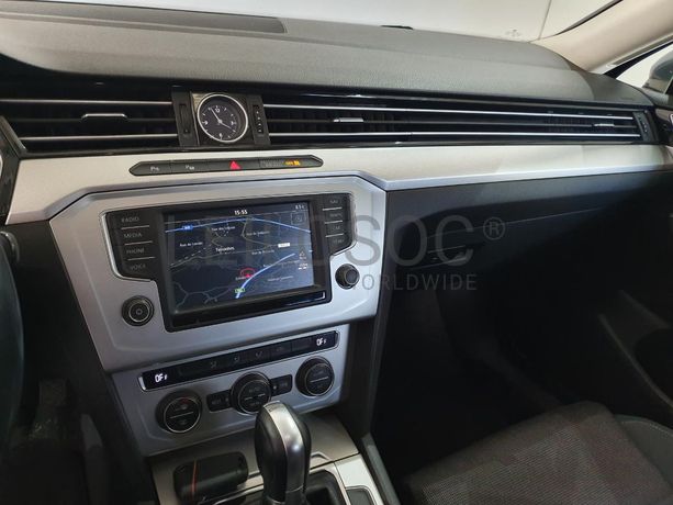 Volkswagen Passat 1.6 TDI · Ano 2015