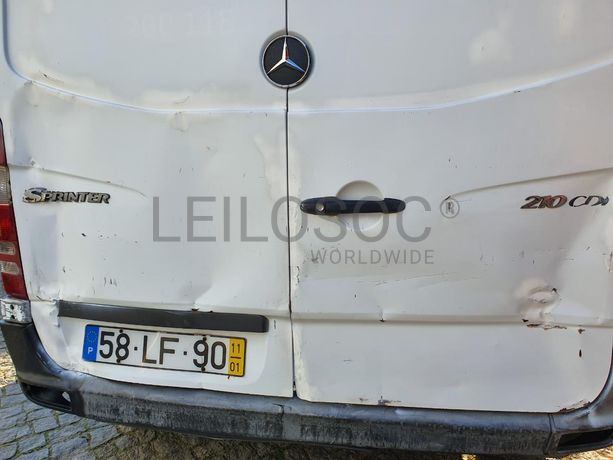 Mercedes-Benz Sprinter 210 CDI · Ano 2011