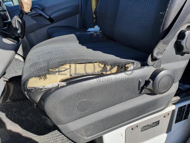 Mercedes-Benz Sprinter 210 CDI · Ano 2011