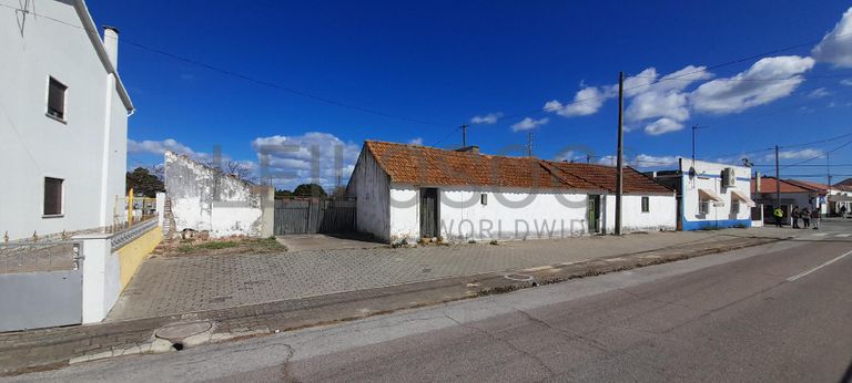 1/2 de Moradia · Coruche