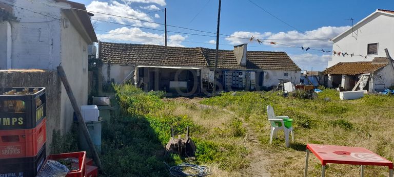 1/2 de Moradia · Coruche