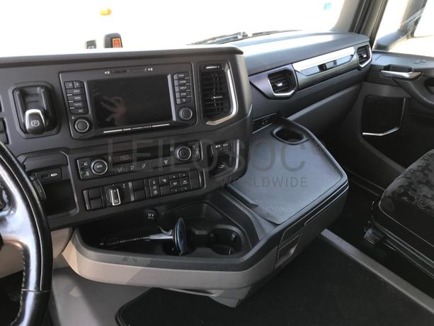 Scania R450 · Ano 2017