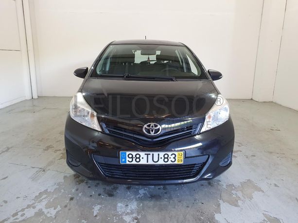 Toyota Yaris 1.0 · Ano 2012