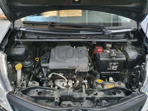 Toyota Yaris 1.0 · Ano 2012