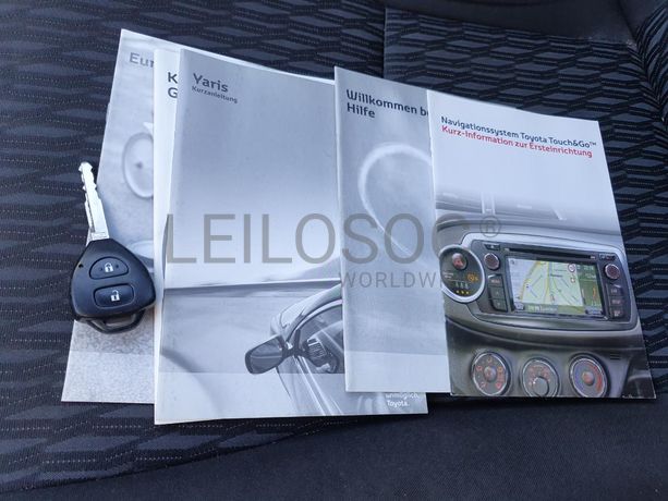 Toyota Yaris 1.0 · Ano 2012