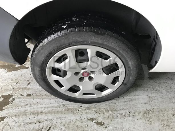 Fiat Doblo 1.6 D Multijet · Ano 2015