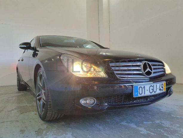 Mercedes-Benz CLS 320 3.0 CDI · Ano 2007