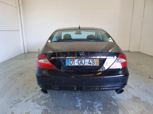 Mercedes-Benz CLS 320 3.0 CDI · Ano 2007