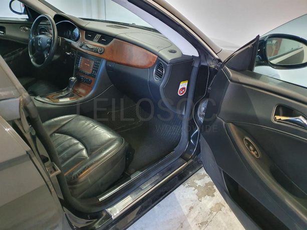 Mercedes-Benz CLS 320 3.0 CDI · Ano 2007