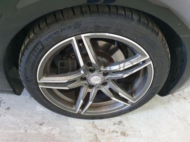 Mercedes-Benz CLS 320 3.0 CDI · Ano 2007