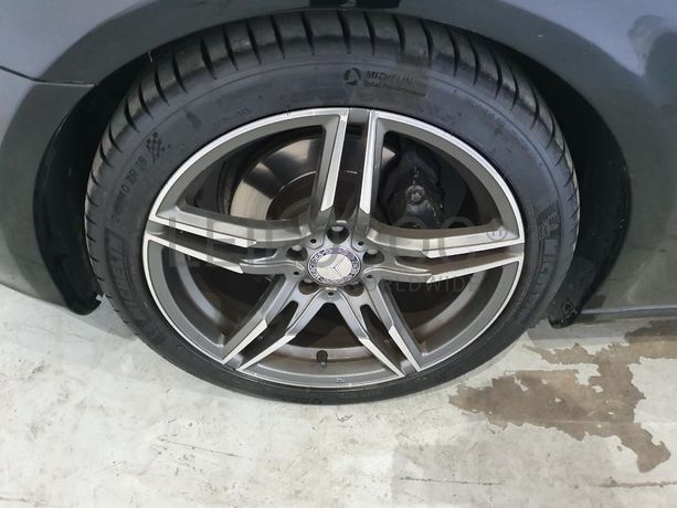 Mercedes-Benz CLS 320 3.0 CDI · Ano 2007