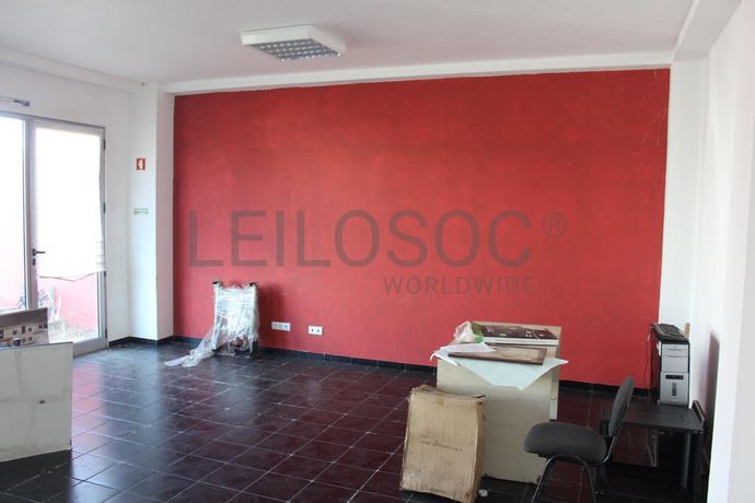 Lotes 1 a 5 · Lojas · Escritórios · Portalegre