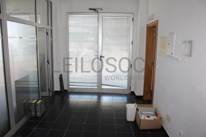 Lotes 1 a 5 · Lojas · Escritórios · Portalegre