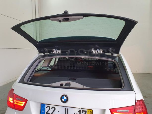 BMW 318 D Touring · Ano 2010