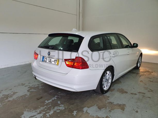 BMW 318 D Touring · Ano 2010