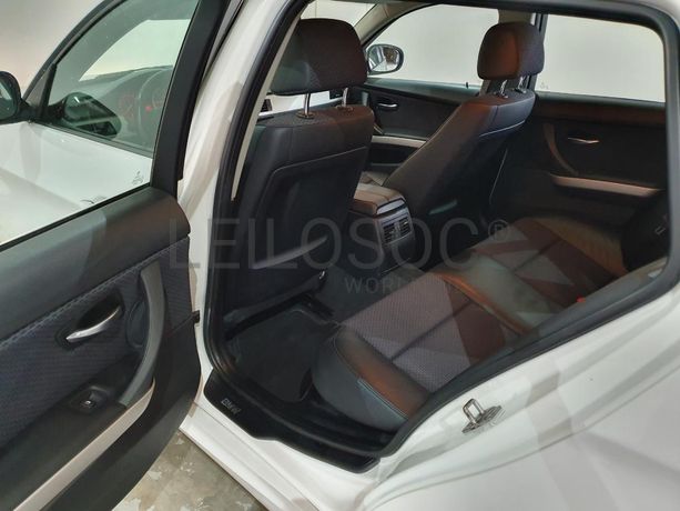 BMW 318 D Touring · Ano 2010