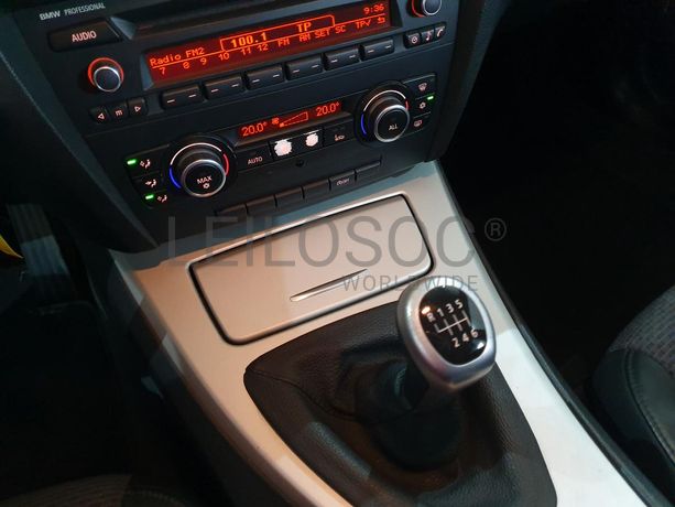 BMW 318 D Touring · Ano 2010