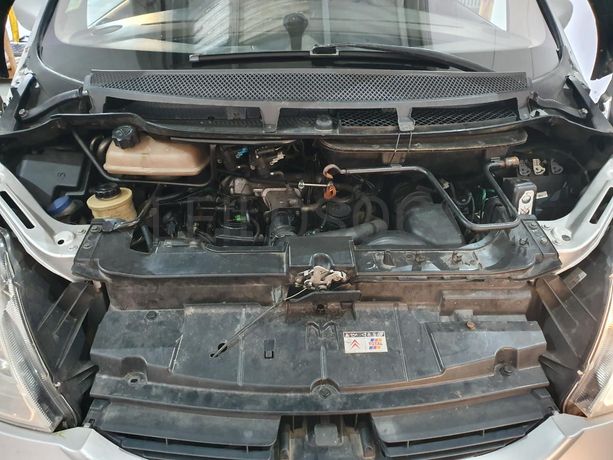 Citroën C8 2.0 HDI · Ano 2003