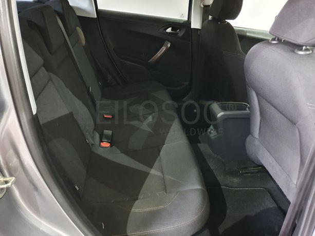 Peugeot 2008 1.4 HDI · ANO 2014
