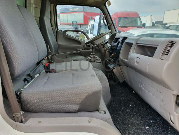 Toyota Dyna · Ano 2007