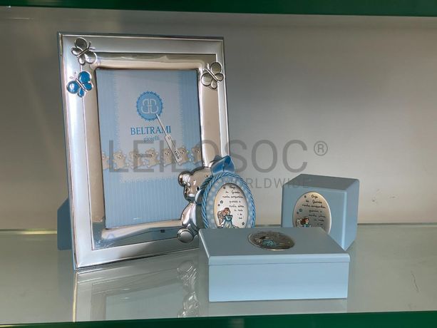 Caixa de bebé + Mealheiro + Moldura de Bebé + Medalha de Berço