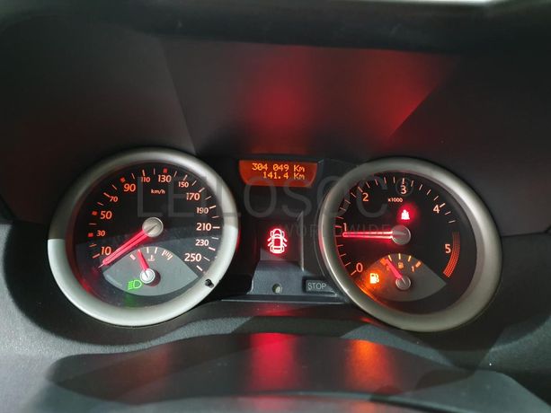 Renault Mégane 1.5 DCI · Ano 2005