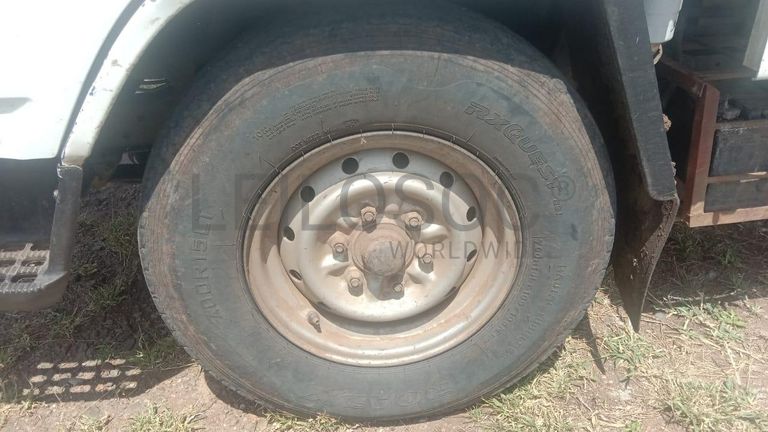 Camioneta Toyota Dyna ·