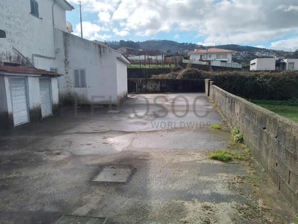 Moradia V4 · Santo Tirso