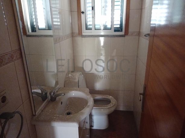 Moradia V4 · Santo Tirso