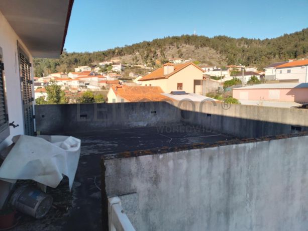 Moradia V4 · Santo Tirso