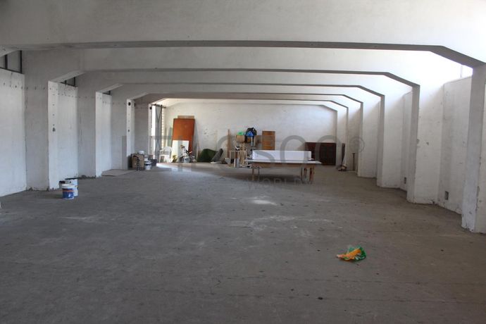 Unidade Industrial + Terreno · Vila Franca de Xira